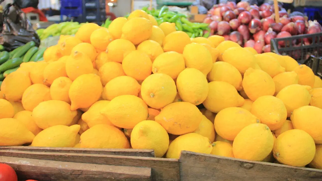 zirai-don-fiyatlari-ucurdu-limonun-tanesi-27-lira-iSpHIzkI.jpg