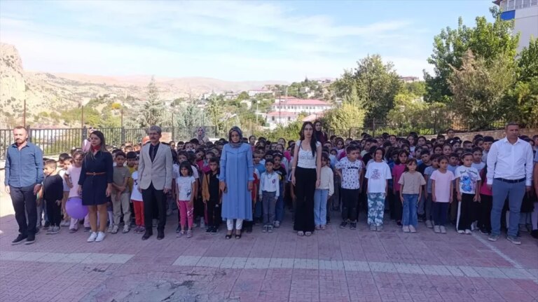 cemisgezekte ilkogretim haftasi kutlandi ygQPfZBg