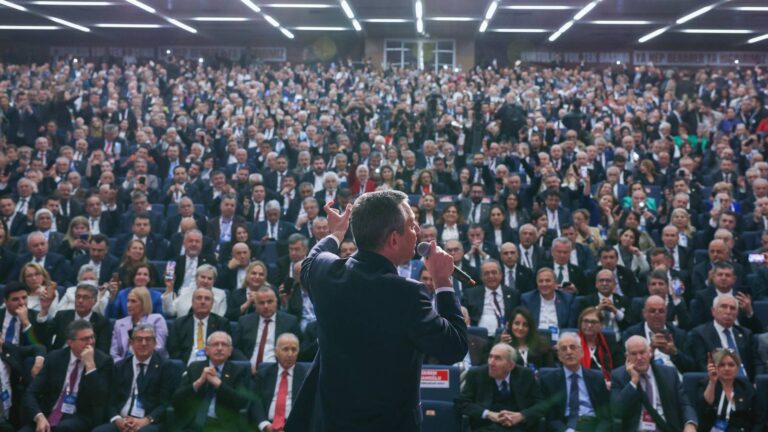 chp darbeye ve kayyima hayir sloganiyla 22nci olaganustu kurultaya gidiyor sj5j2wYi