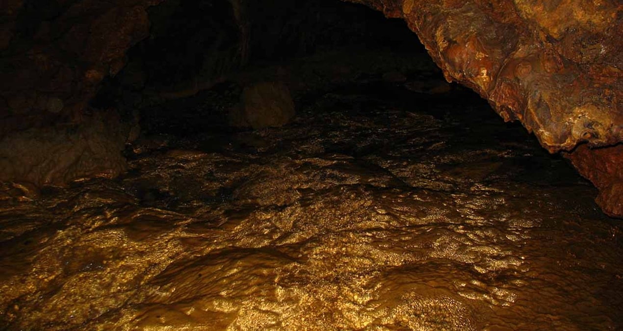 gizli madende 100 tondan fazla altin bulundu ulke ekonomisi icin bu bir donum noktasi D7cui2xQ