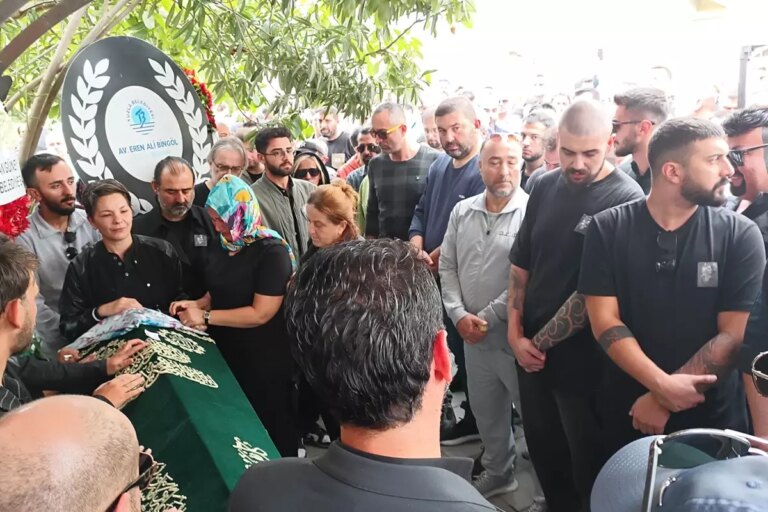 gullu son yolculuguna ugurlaniyor AJOkOKuB