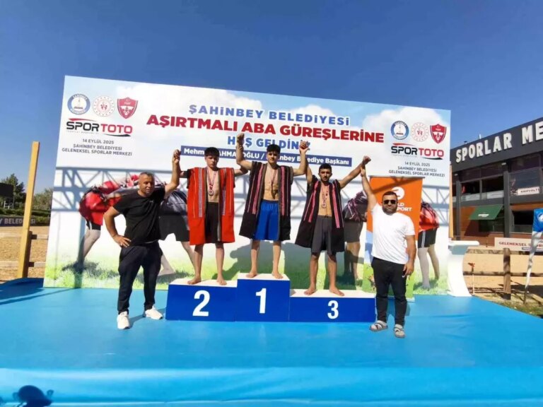hakkarili sporcular aba guresinde basari elde etti 4nUmUwCA