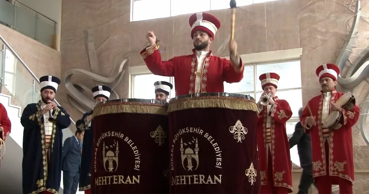 ankara meclisi anadolu birliginde vatandaslar siyasetcilere sordular MwLGKXE1.jpg