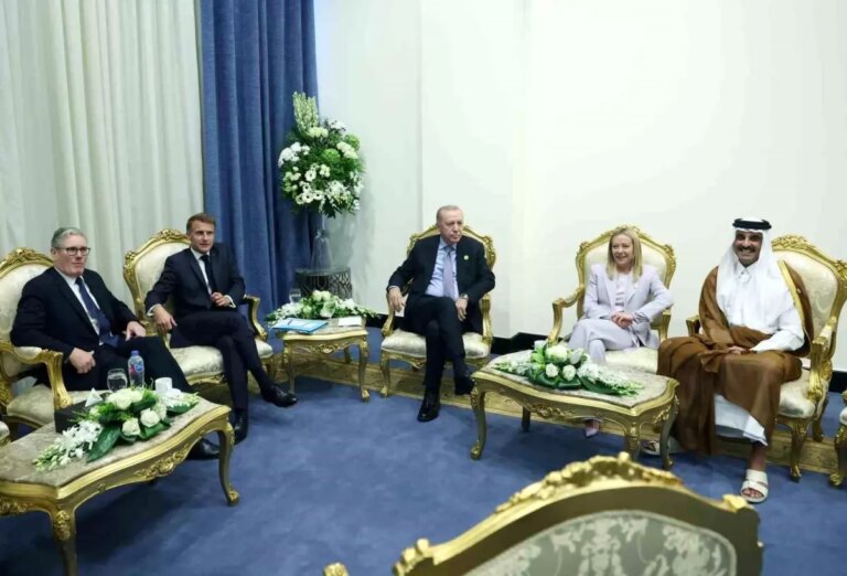 cumhurbaskani erdogandan italya basbakani meloniye sigarayi biraktirmam lazim ZaMtluxt.jpg