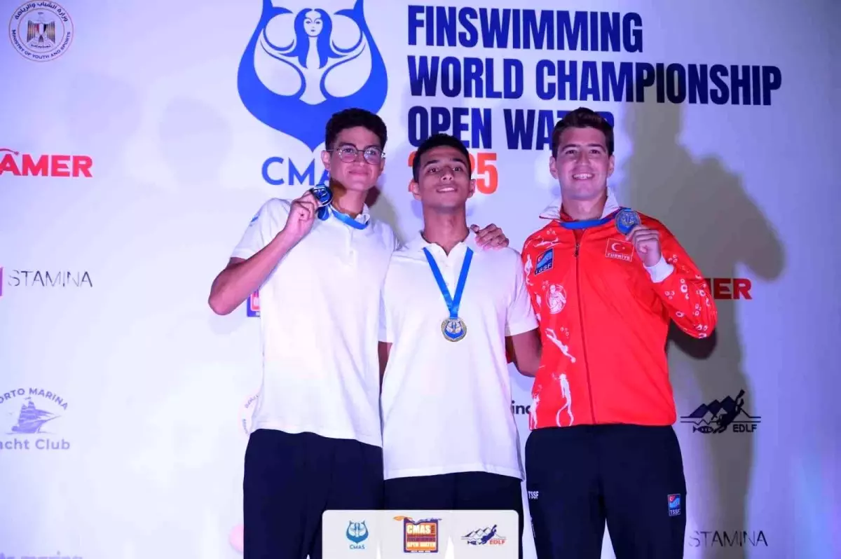 derin toparlak dunya paletli yuzme sampiyonasinda bronz madalya kazandi fhN7CNBg.jpg