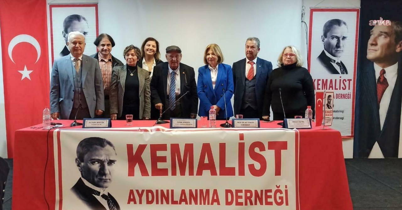 kemalist aydinlanma derneginden 29 ekim mesaji kemalist devrim kadrolarina selam olsun cumhuriyet ilelebet payidar olsun ImhihHA1.jpg