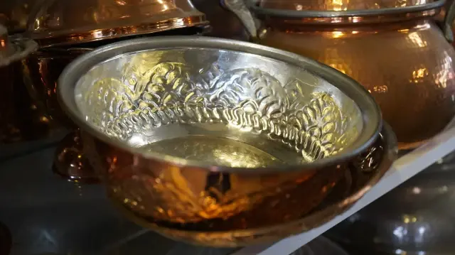 sofralardaki gizli tehlike yanlis kullanilan bakir kap zehirlenmelere yol acabilir NcgHs9jv