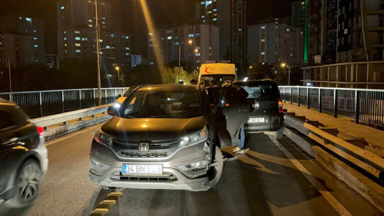 tekirdagda alkollu kadin surucu karsi seride gecip kaza yapti nm1cGkAu.jpg