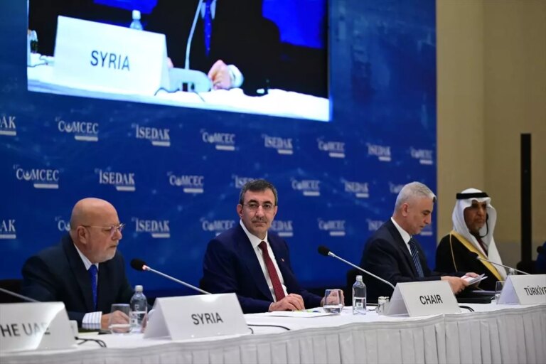 isedak toplantisinda suriyenin yeniden insasi ele alindi IFkp5E9g.jpg