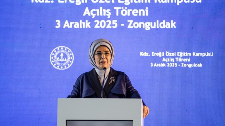 emine-erdogan-engelli-bireyler-toplumun-esit-onurlu-ve-saygin-fertleridir-1lbyLdZH.jpg