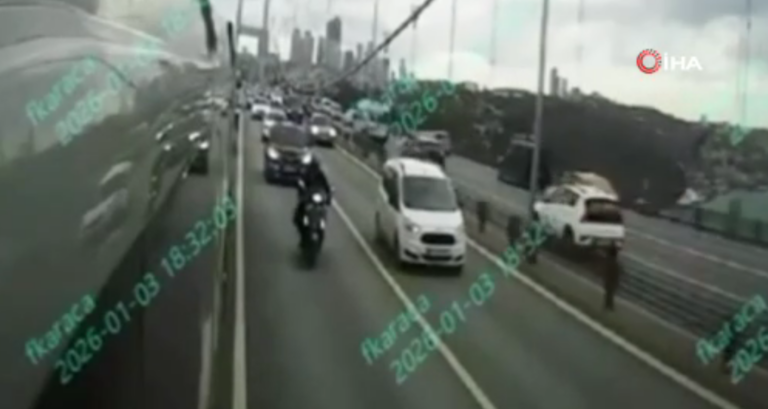 istanbulda-siddetli-lodos-metrobus-soforu-motosikletlilere-siper-oldu-8dwfLluW.png