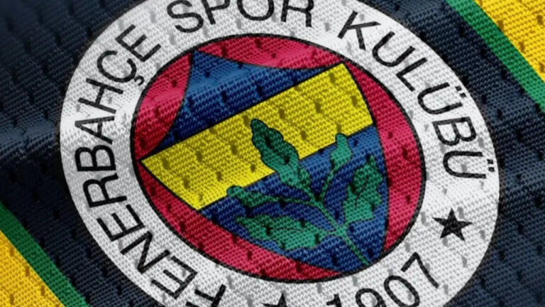 ademola-transferi-neden-olmadi-fenerahceli-yonetici-acikladi-hakaret-kabul-ettik-ng3ae3zP.jpg