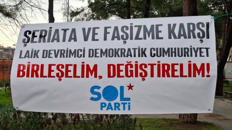 balikesirde-seriata-karsi-laik-demokratik-devrimci-cumhuriyet-pankarti-asmislardi-gozaltina-alinan-sol-partililer-birakildi-isPPrKKy.jpg