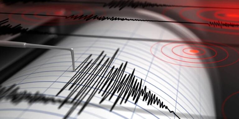 son-dakika-afad-duyurdu-musta-41-buyuklugunde-deprem-uEdXp1Of