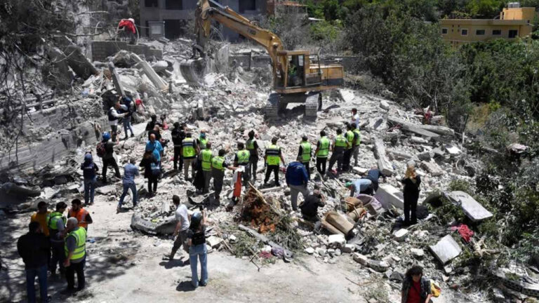 ateskesin-sadece-adi-var-israilin-lubnan-saldirilarinda-can-kaybi-3-bin-73e-cikti-IvxjmBP2