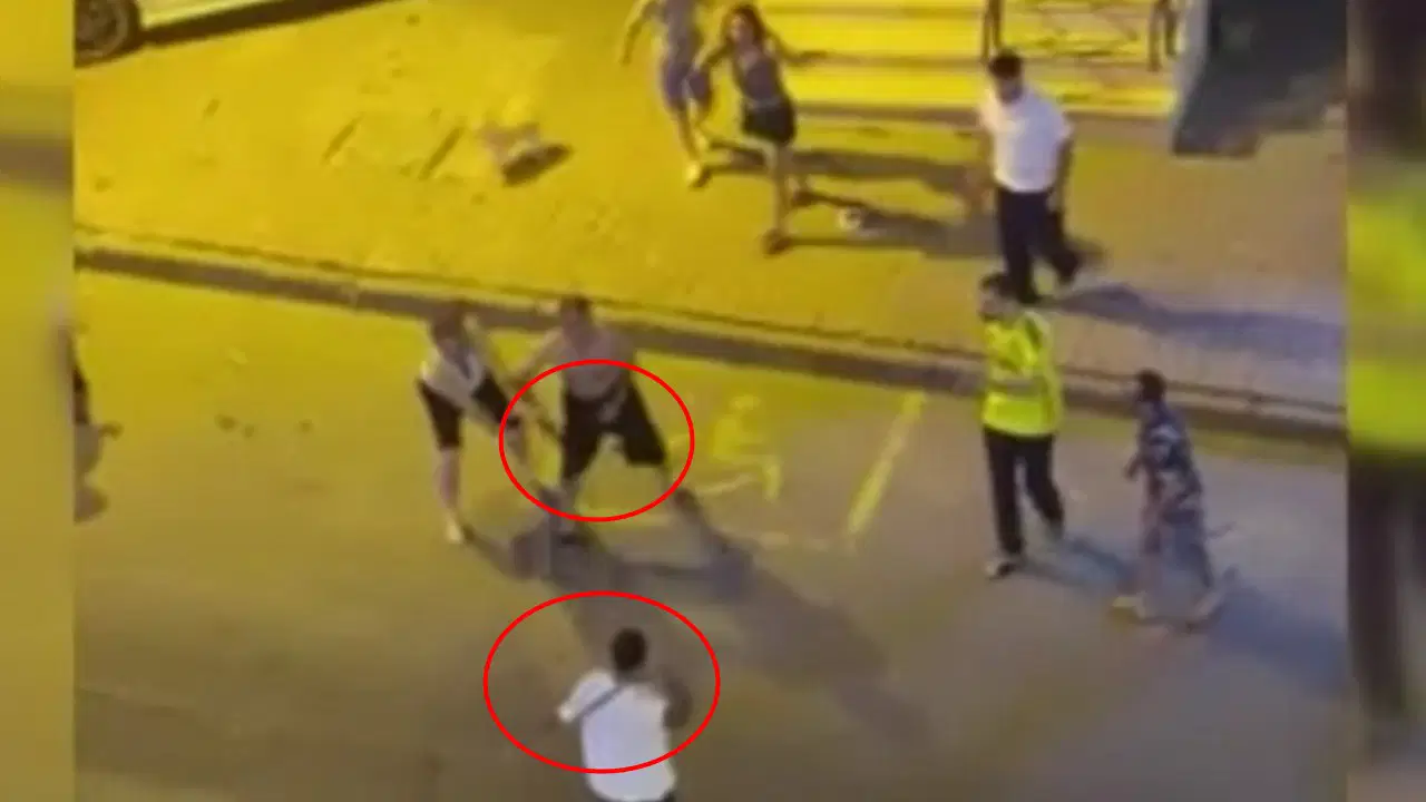 Istanbul esenyurtta dehset anlari kavgaya kiliclarla katildilar rcyCuvJH